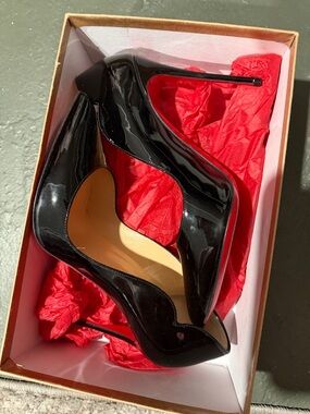 Christian Louboutin Black Patent Leather Stiletto Pumps